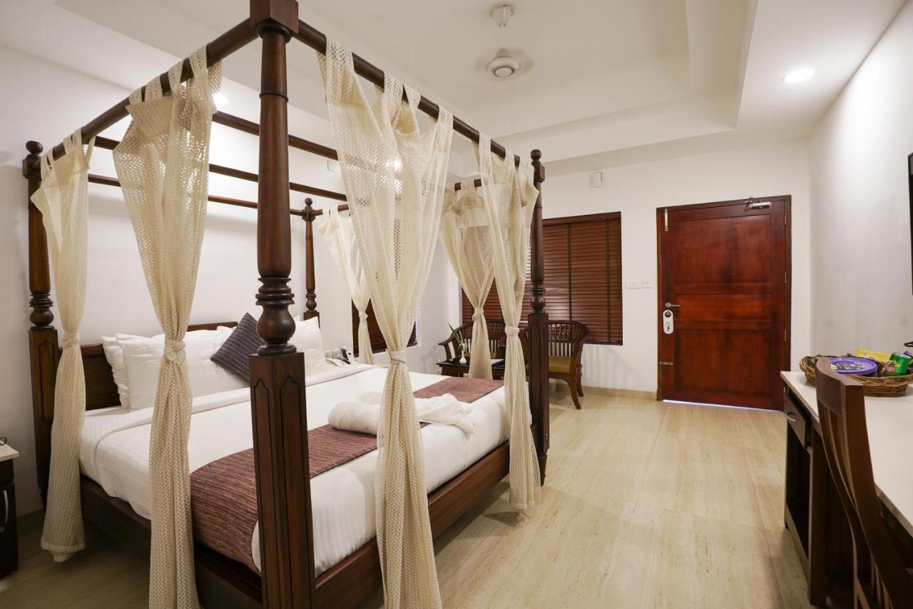 Kochi Once Upon The River, Aluva - Near Cochin International Airport מראה חיצוני תמונה