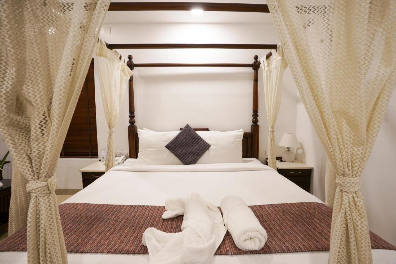 Kochi Once Upon The River, Aluva - Near Cochin International Airport מראה חיצוני תמונה