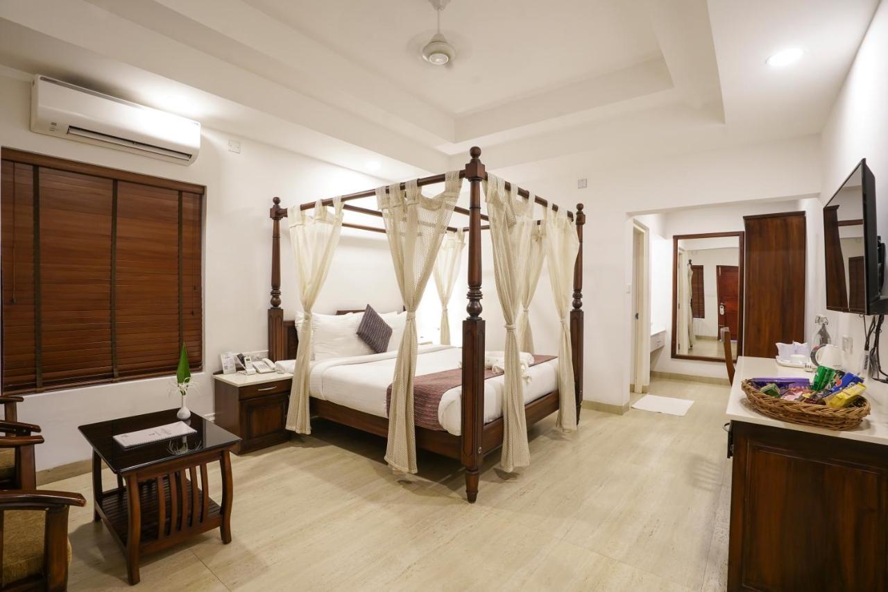 Kochi Once Upon The River, Aluva - Near Cochin International Airport מראה חיצוני תמונה