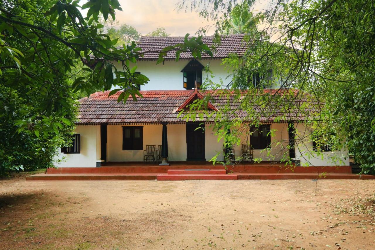 Kochi Once Upon The River, Aluva - Near Cochin International Airport מראה חיצוני תמונה